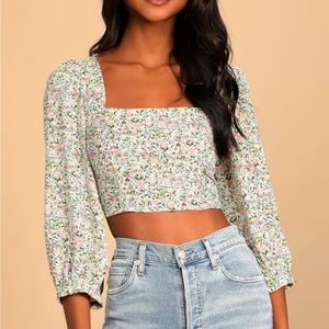 Lulus NWT Even Sweeter White Floral Print Three-Quarter Sleeve Crop Top Size Med